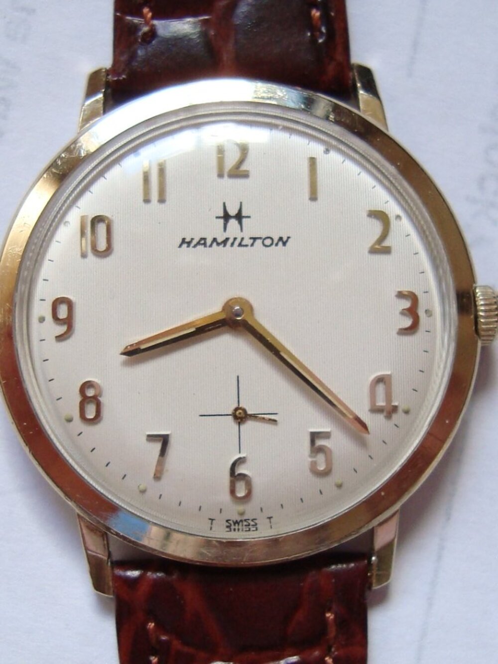 VINTAGE WIND UP HAMILTON,RUN GREAT